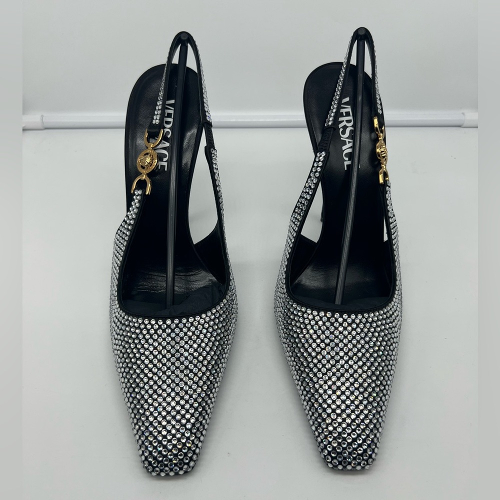 NIB VERSACE Medusa Crystal Embellished '95 Black Satin Slingback Pumps sz 39.5 - Picture 8 of 17